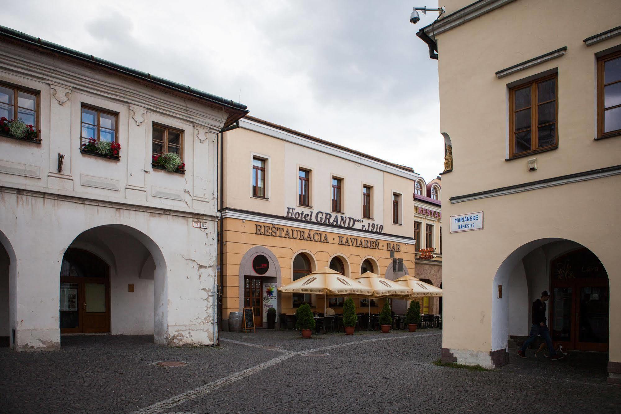 Grand Hotel